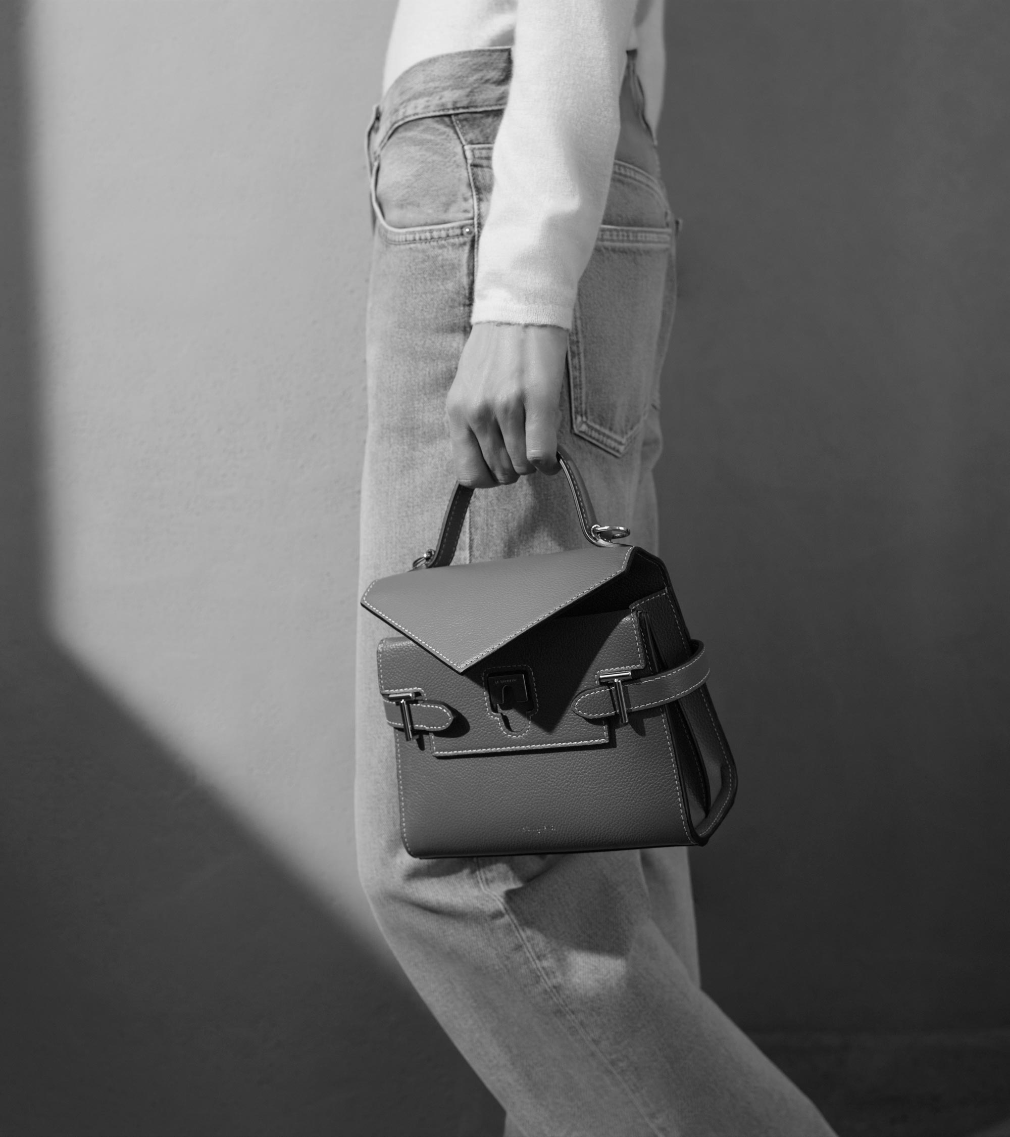 Petit sac à main double rabat Emilie en cuir grainé