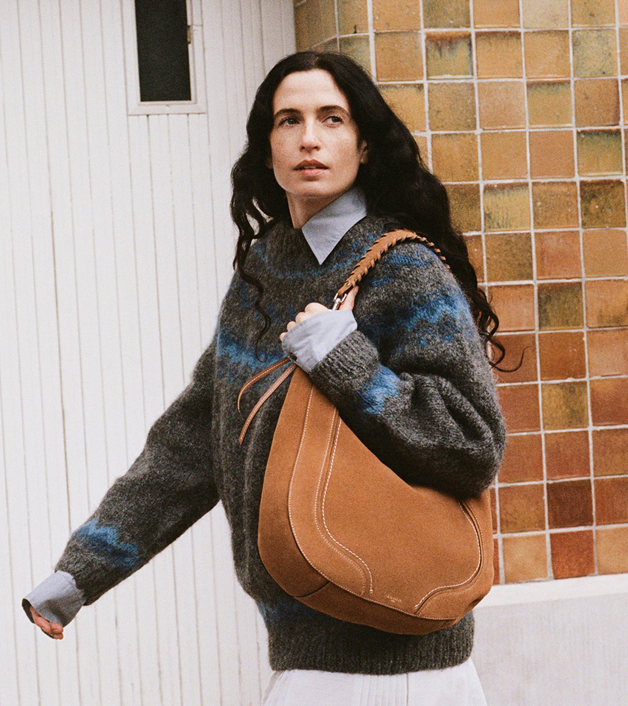 Sac hobo moyen modèle Ella en cuir grainé et nubuck