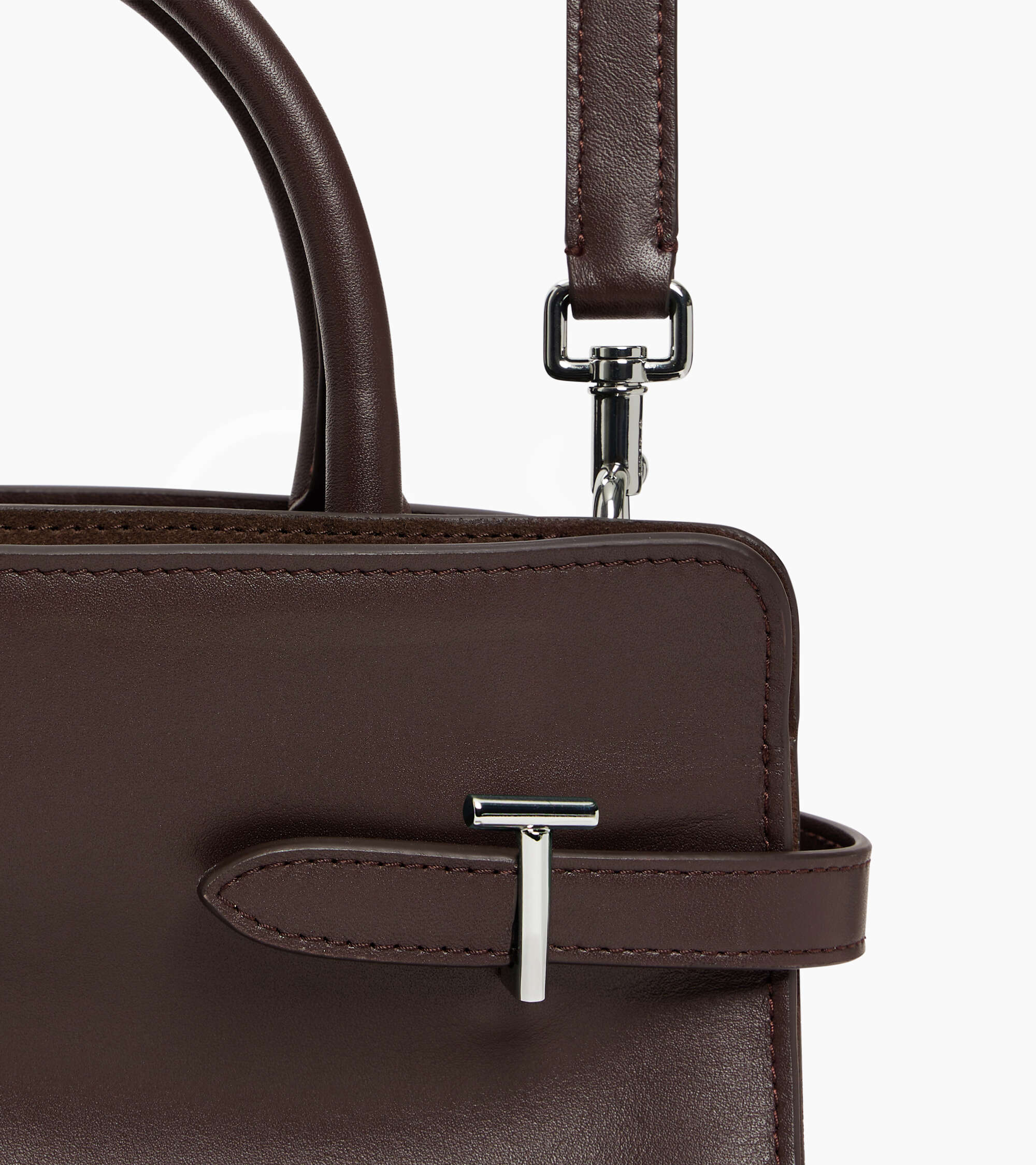 Bolso mediano Emie de piel lisa y serraje con acabado de terciopelo